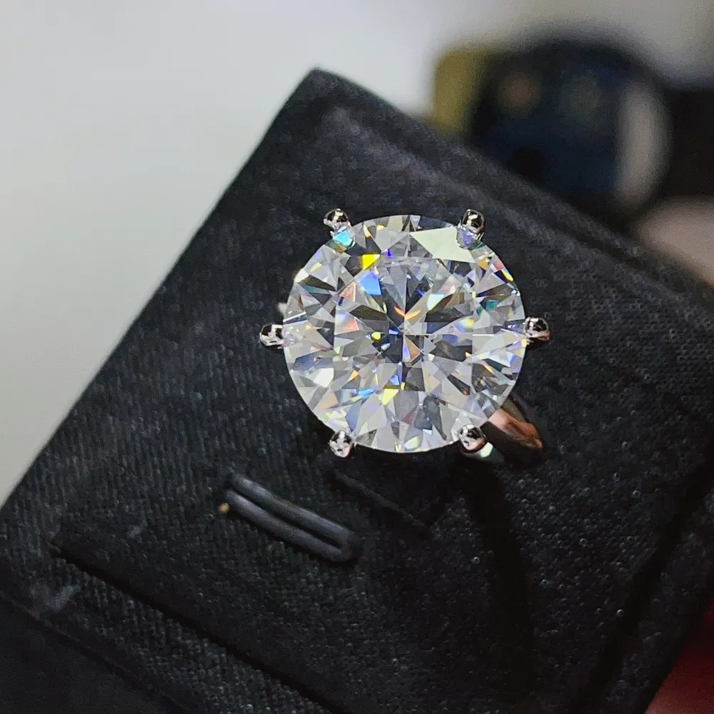 10 Carat Moissanite 925 Sterling Silver Ring, image 4