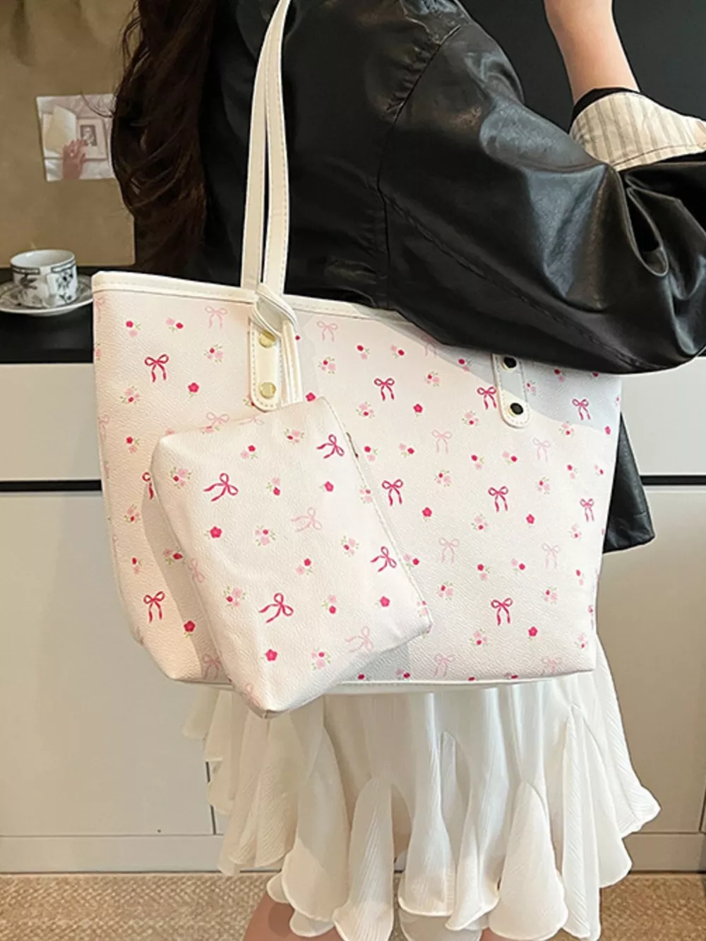 Printed Tote Shoulder Bag with Pouch, image 15