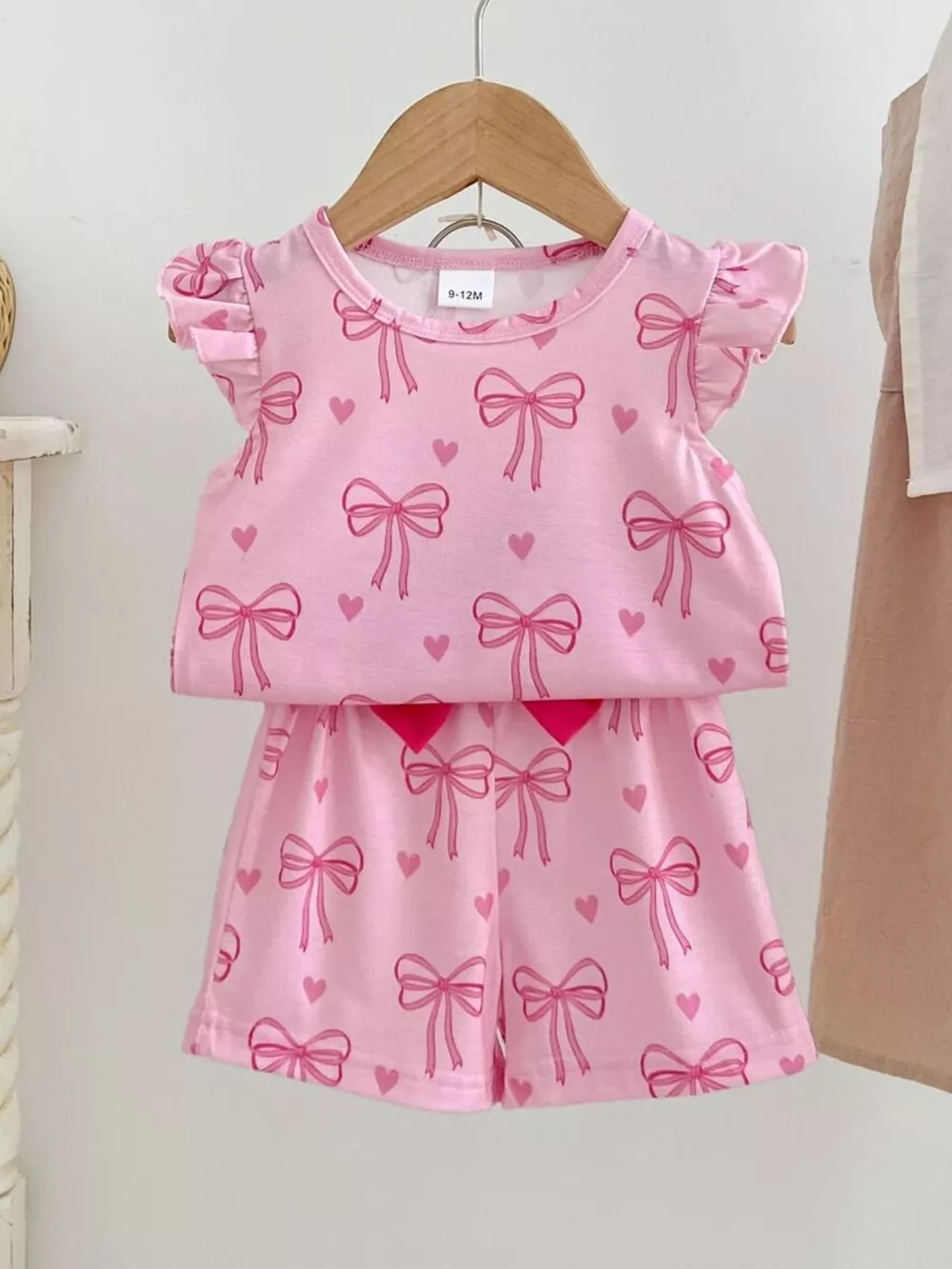 Children's Bowknot Ruffle Sleeve Top and Shorts Set, image 3