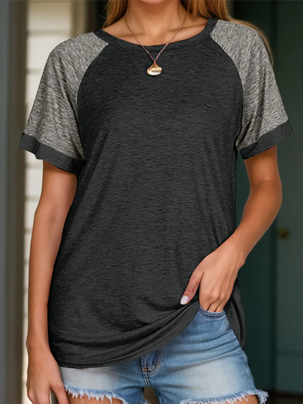 Full Size Contrast Round Neck Short Sleeve T-Shirt, image 2