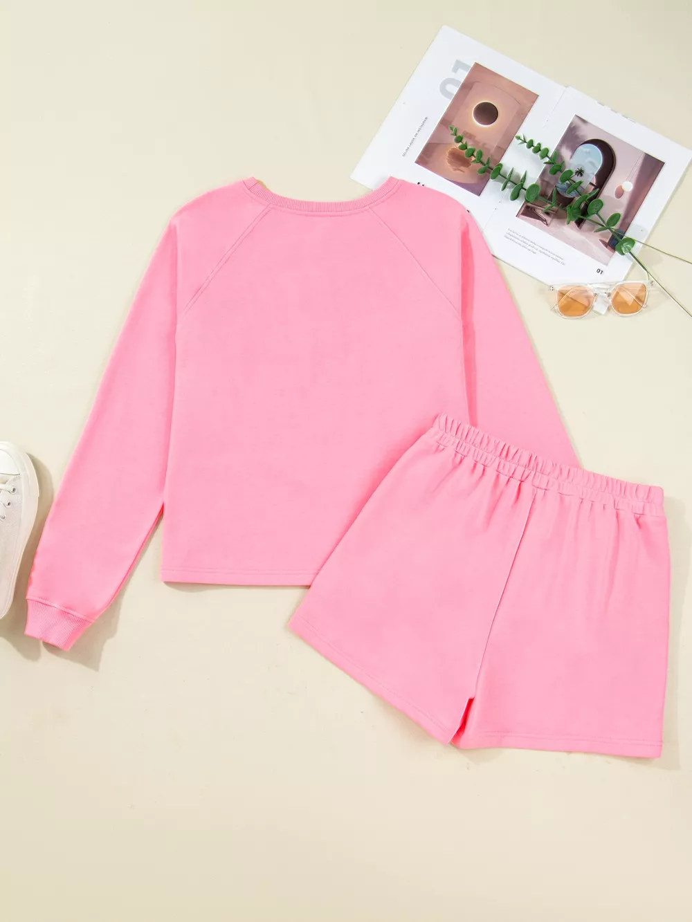 Plaid Contrasted Double Christmas Tree Patched Raglan Sleeve Pullover 2pcs Short Set, image 5