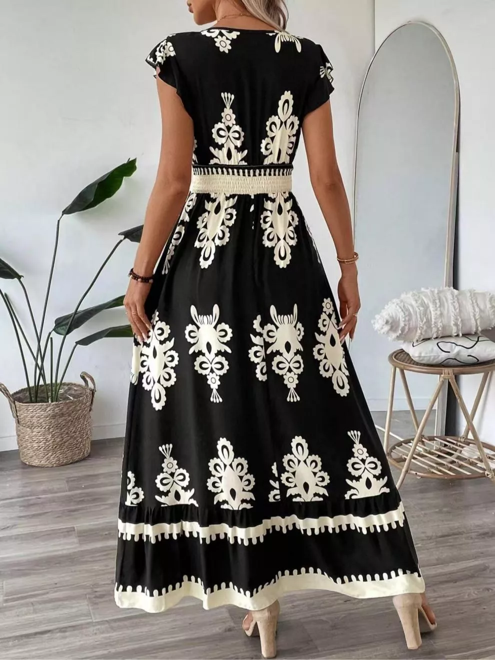 Printed V-Neck Ruffled Cap Sleeve Dress, image 3