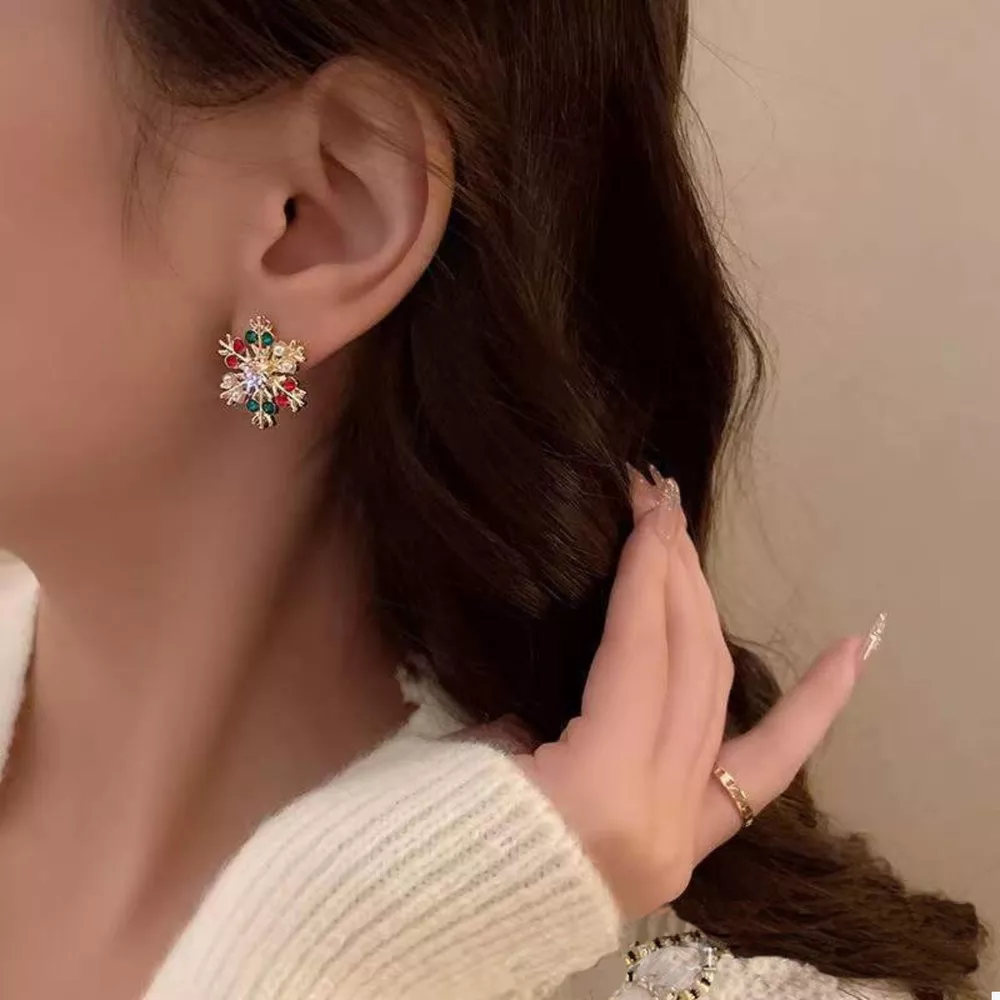 18K Gold-Plated Snowflake Stud Earrings