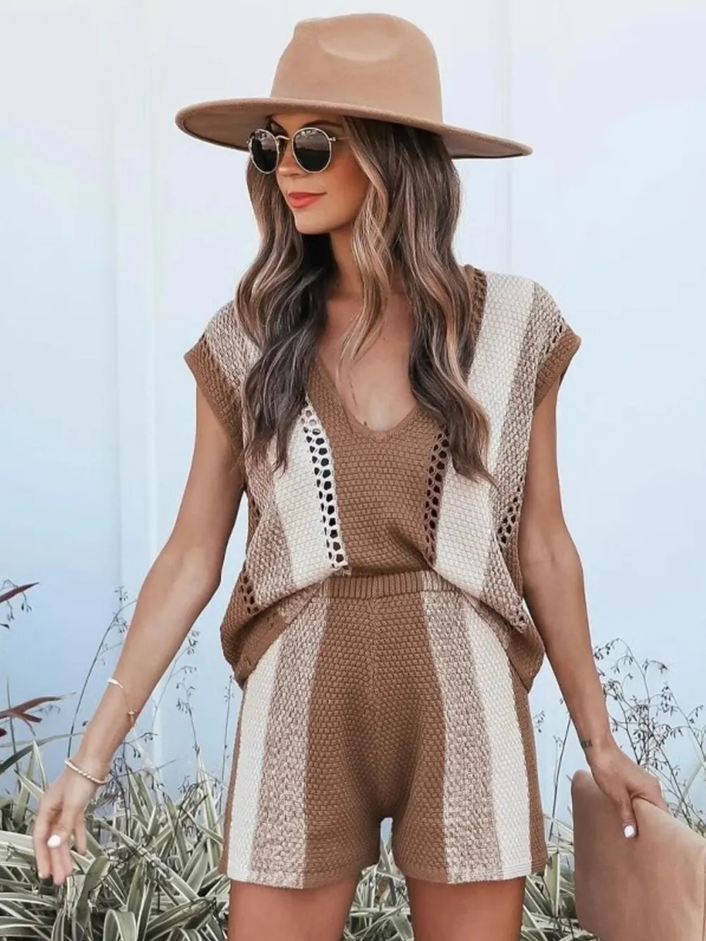 Openwork Color Block V-Neck Top and Shorts Sweater Set, image 2
