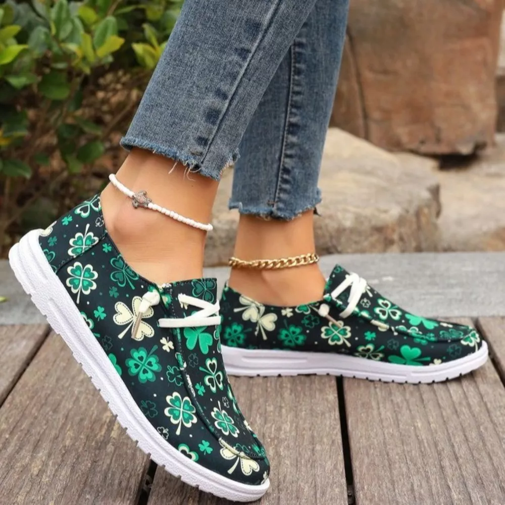 Clover Print Round Toe Sneakers, image 5