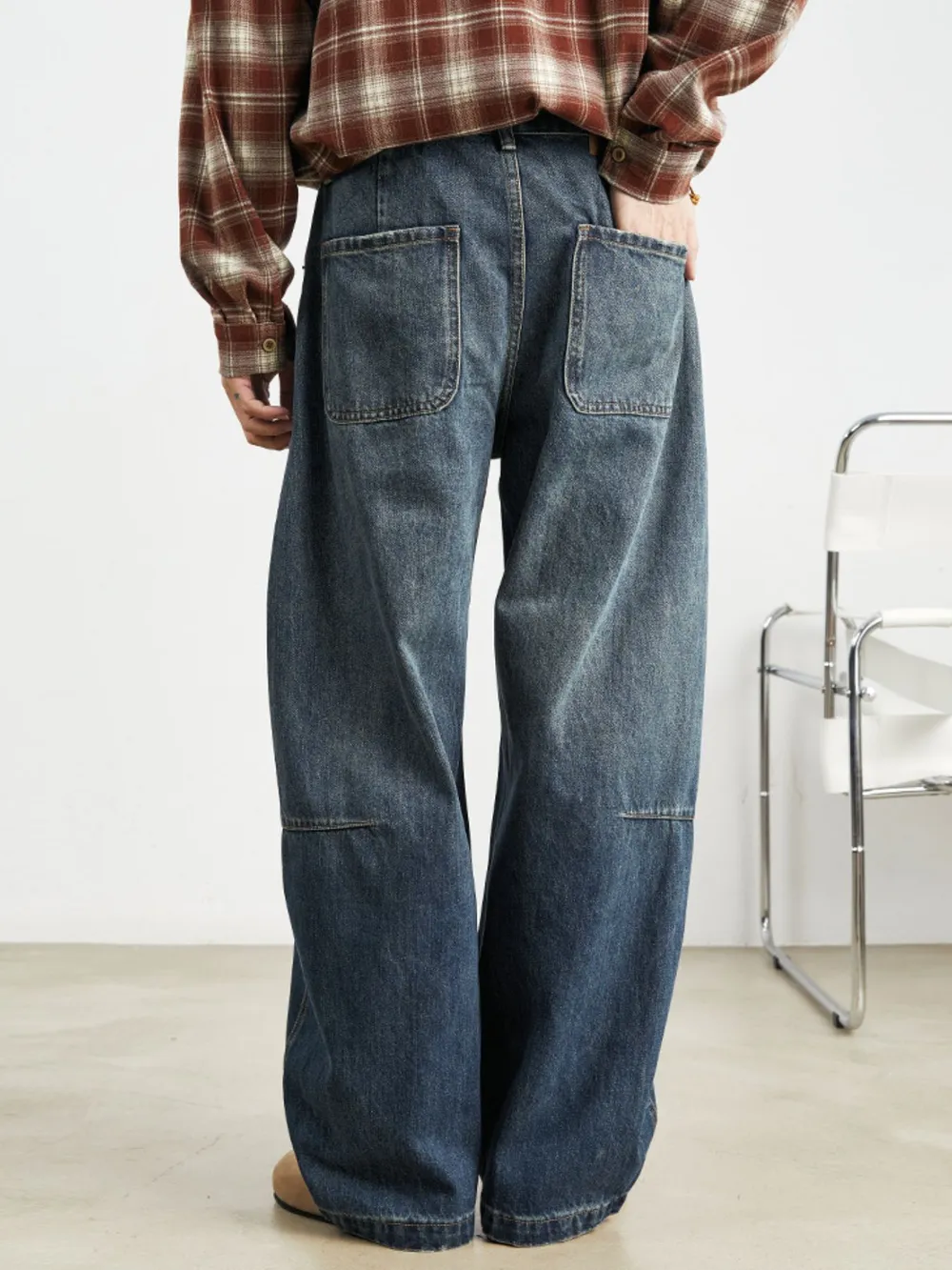 Men's Relaxed Fit Drawstring Wash Jeans, image 4