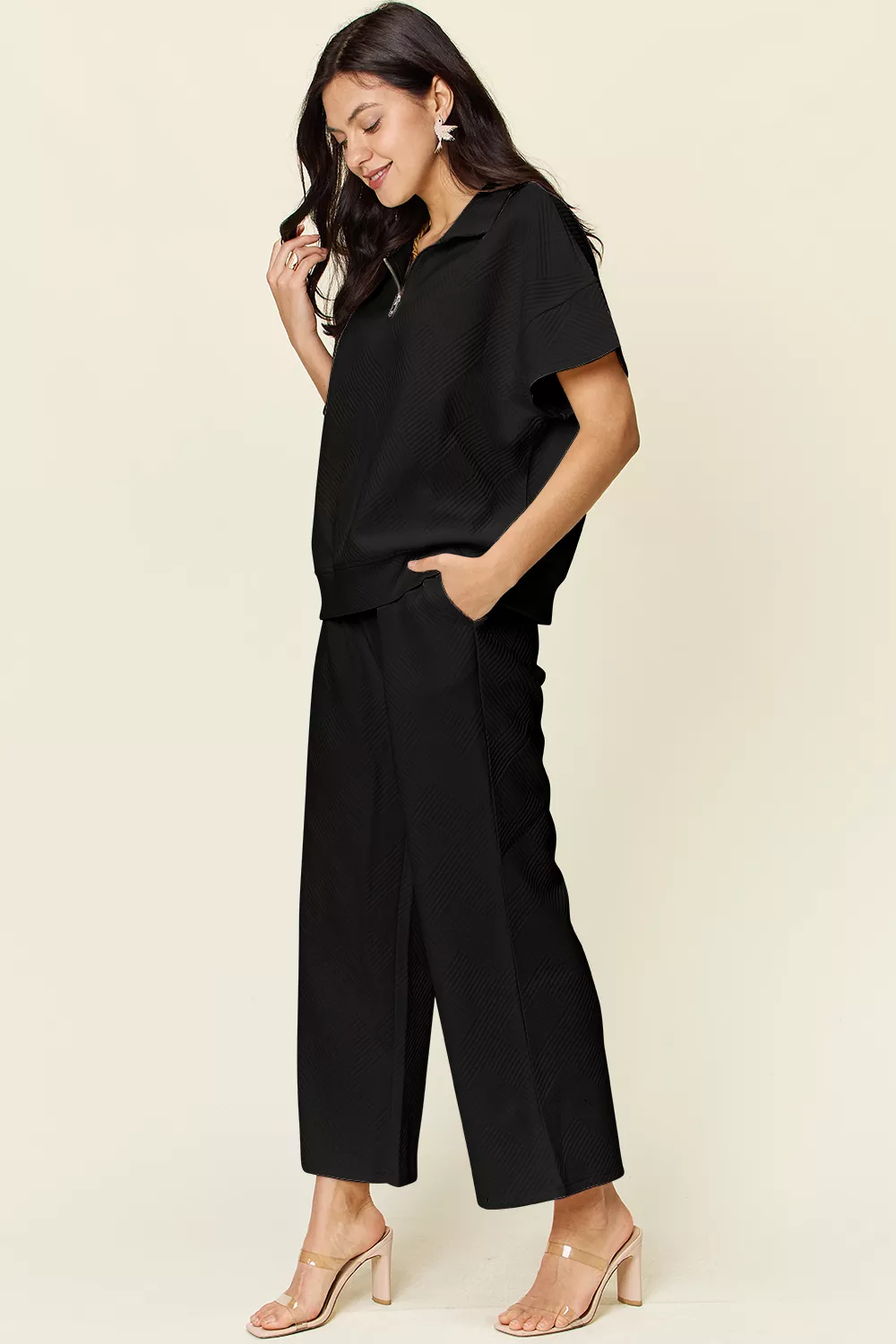 Full Size Texture Half Zip Short Sleeve Top and Pants Set, image 6