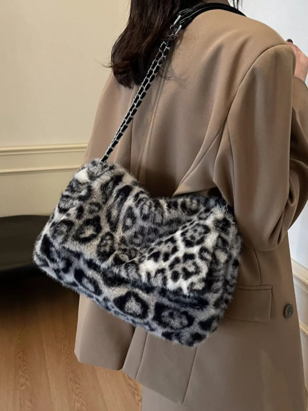 Leopard Plush Shoulder Bag, image 3