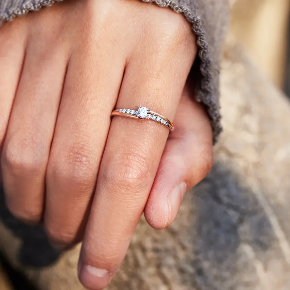 Inlaid Zircon Bicolor Rose Gold-Plated Ring, image 4