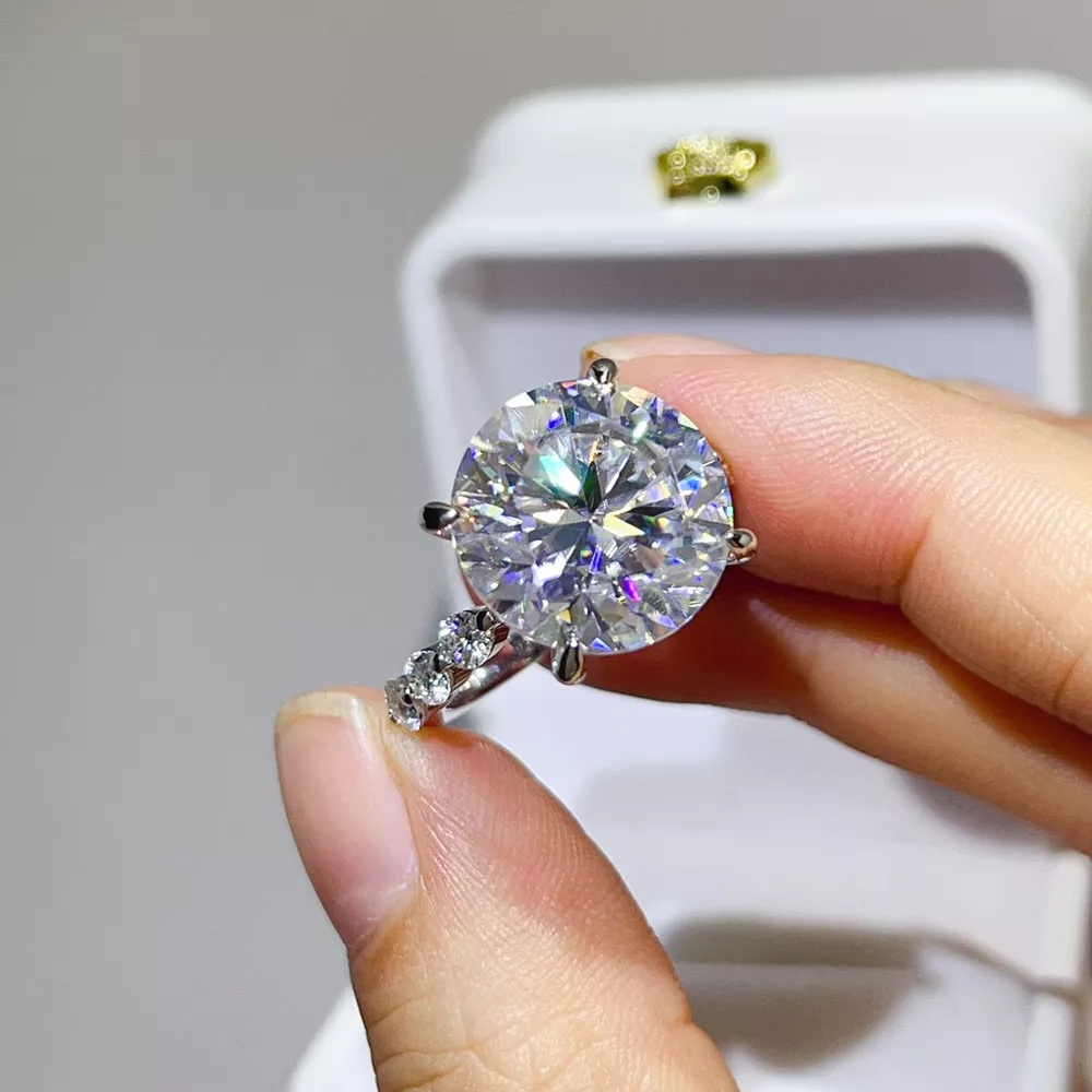 10 Carat Moissanite 925 Sterling Silver Ring, image 2