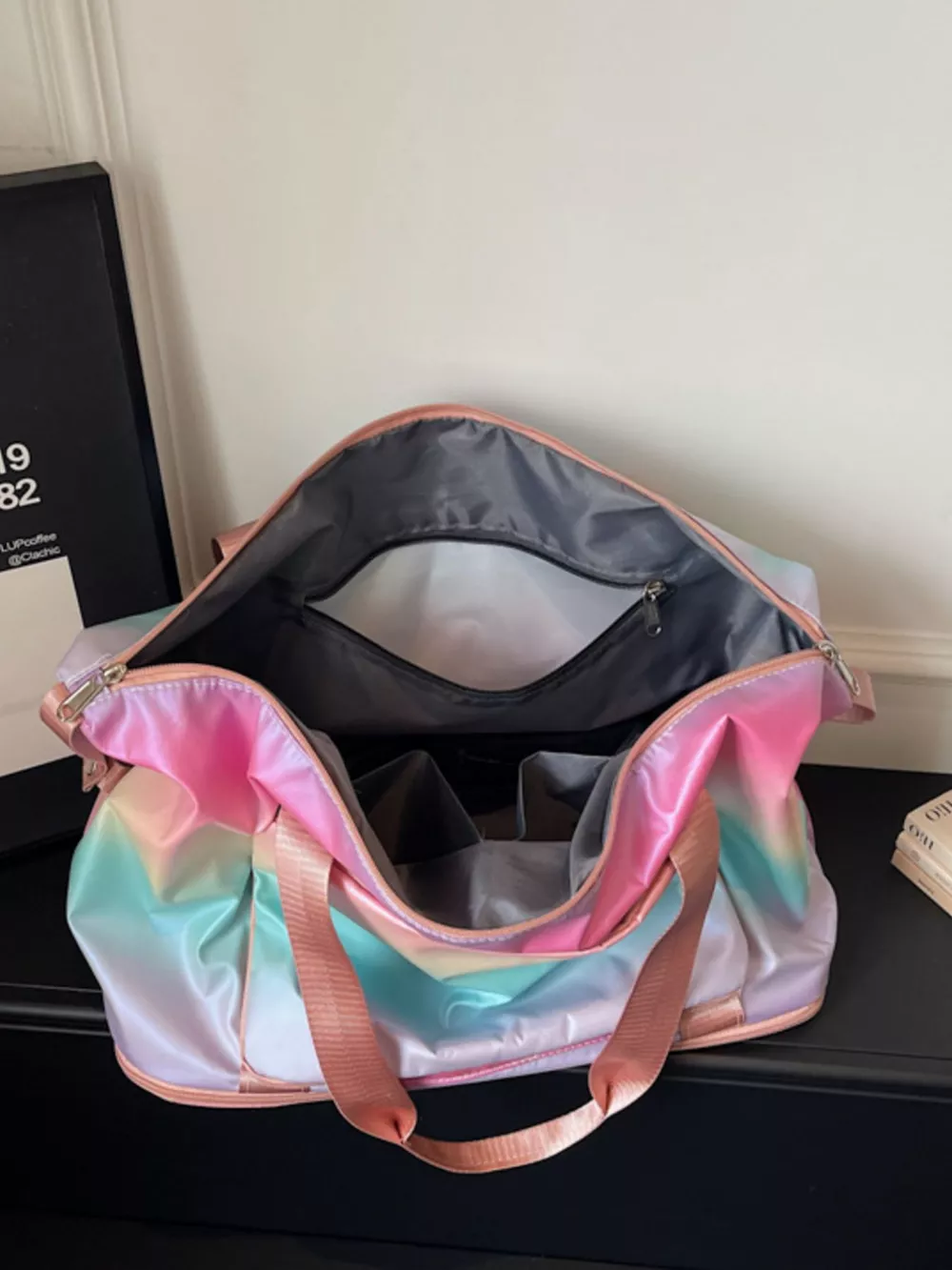 Gradient Duffel Bag, image 5