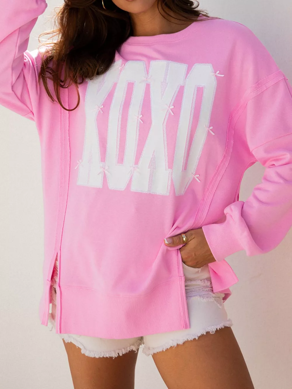 Sequin XOXO Letter Graphic Exposed Seam Baggy Sweatshirt, image 2