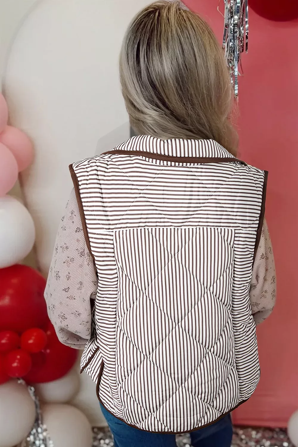 Stripe Quilted Wavy Hem Snap Button Vest, image 4