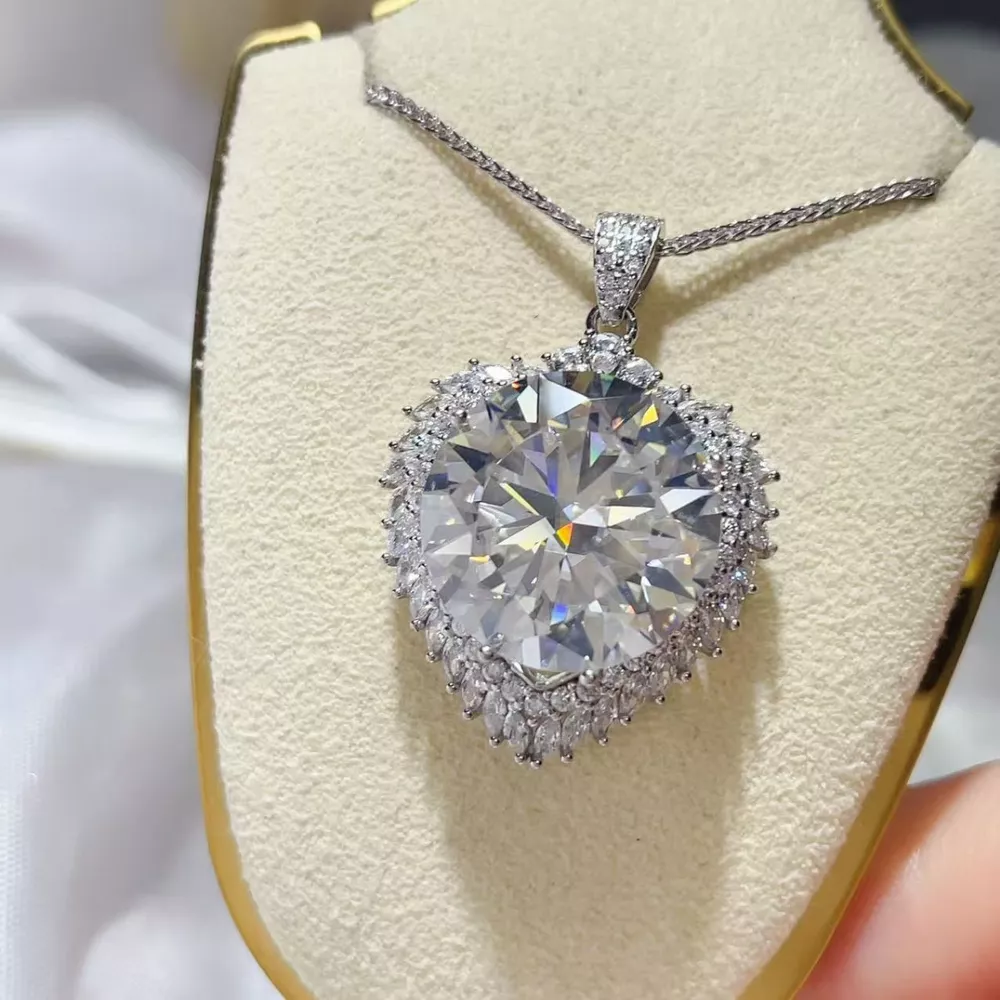 20 Carat Moissanite 925 Sterling Silver Pendant Necklace, image 4