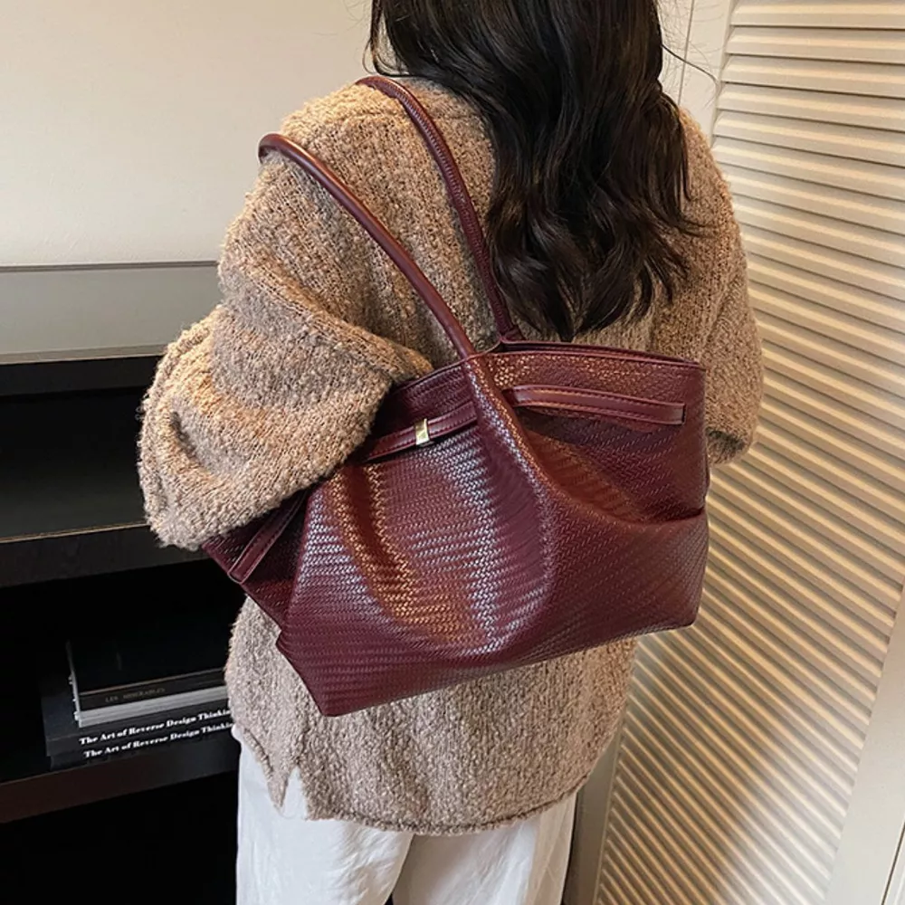Textured Leather Shoulder Bag, image 3