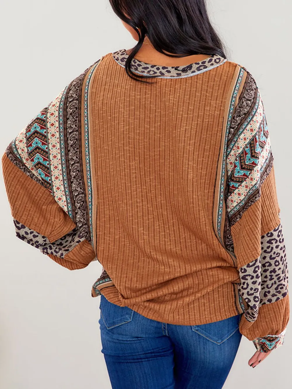 Leopard Round Neck Long Sleeve Sweatshirt, image 7