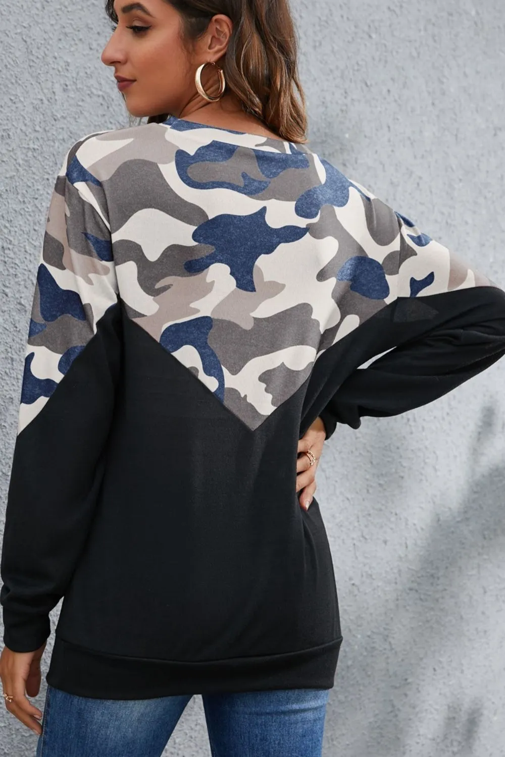 Camouflage Round Neck Long Sleeve Sweatshirt, image 15
