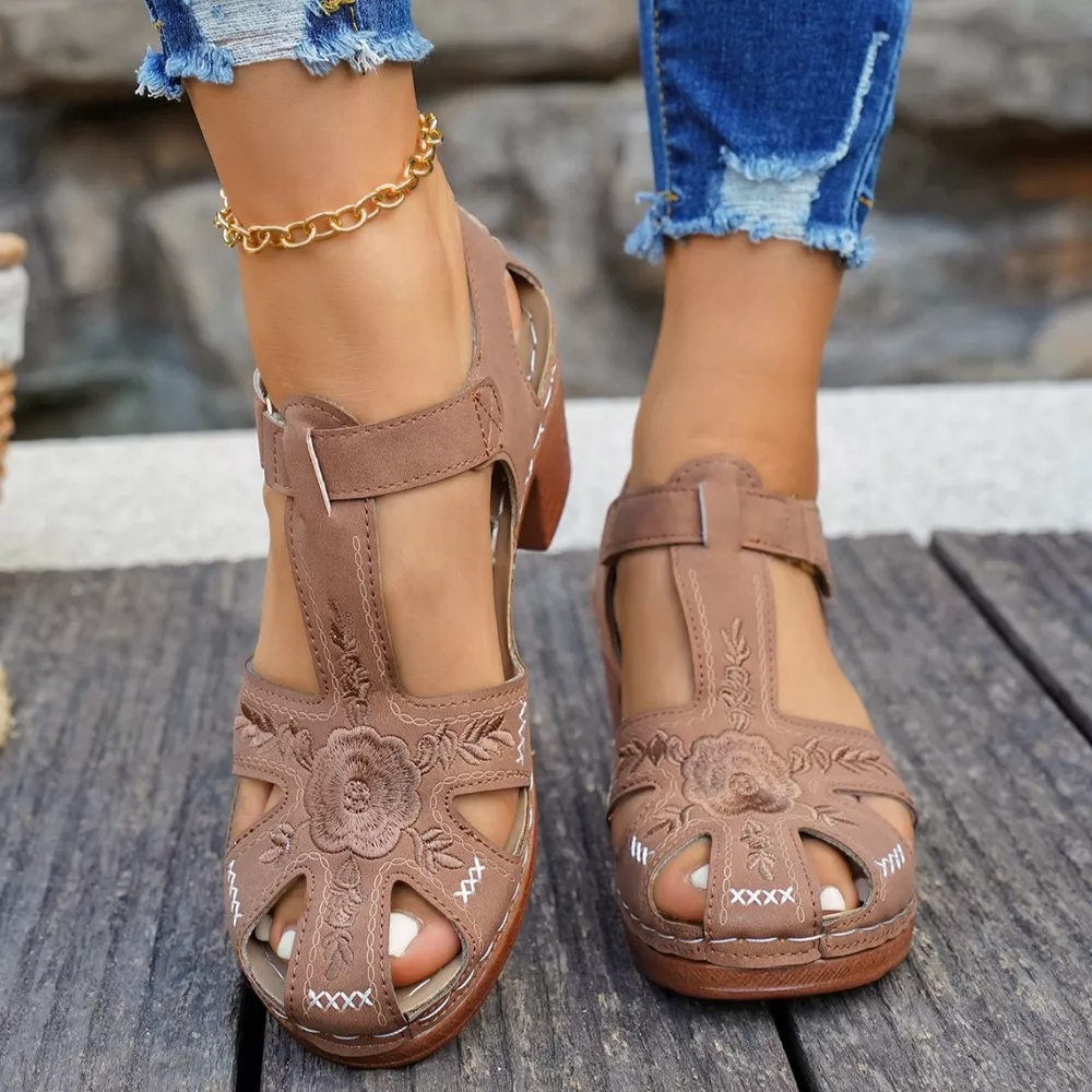 Cutout Block Heels Sandals, image 9