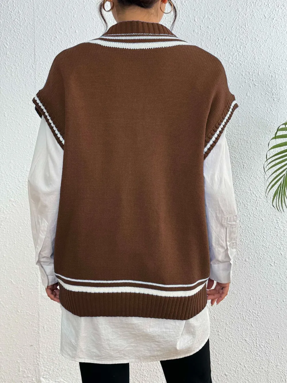 Contrast Trim V-Neck Sweater Vest, image 7