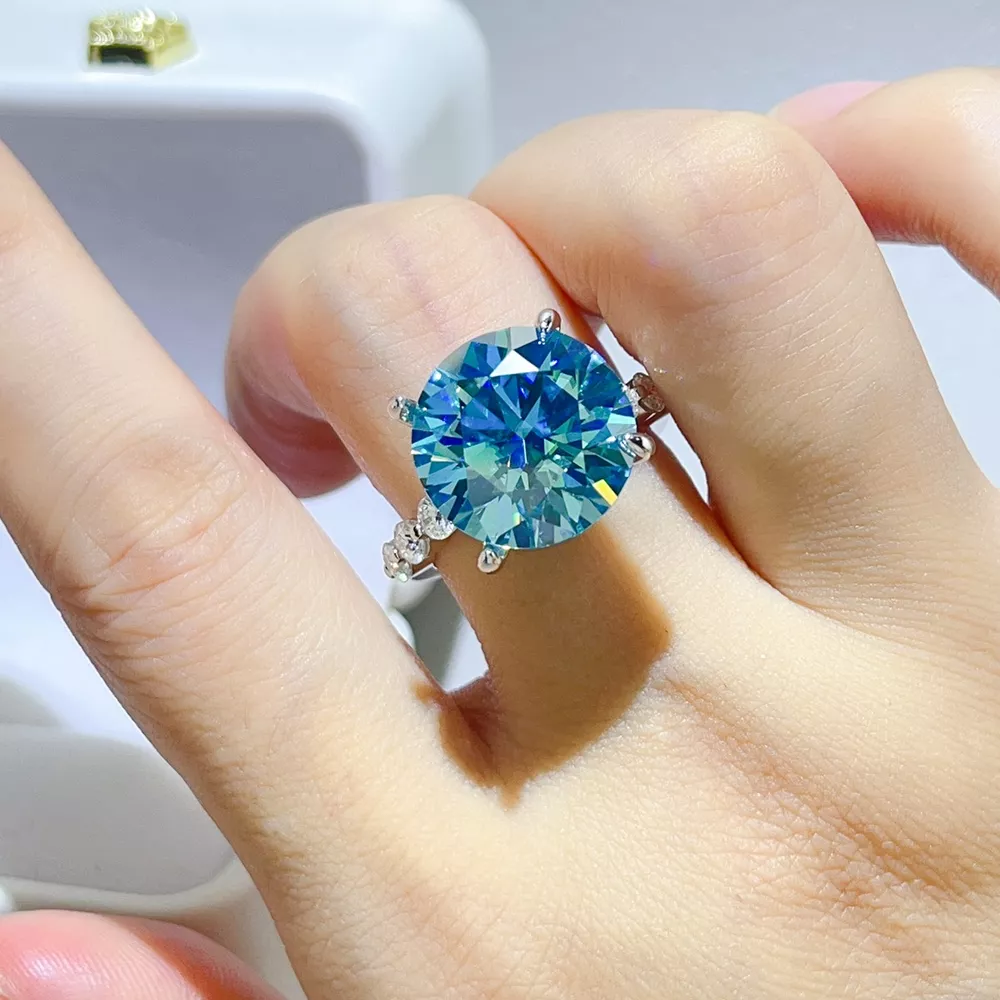 10 Carat 925 Sterling Silver Moissanite Ring, image 5