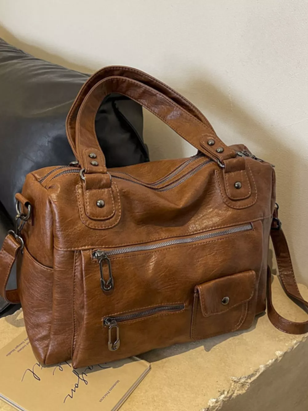 Vintage Style Multi-Pocket Crossbody Bag, image 8