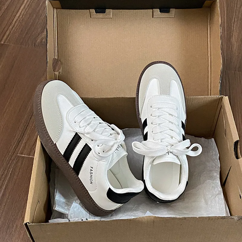 Side Striped Lace Up Round Toe Sneakers, image 3