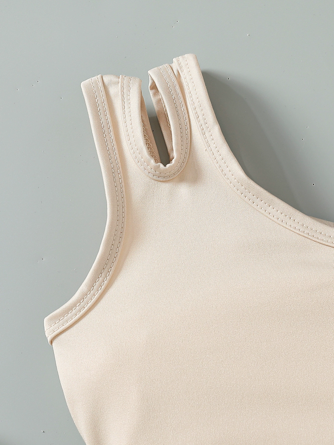 Children's Asymmetrical Tank Top & Bow-Accent Denim Shorts Set, image 3
