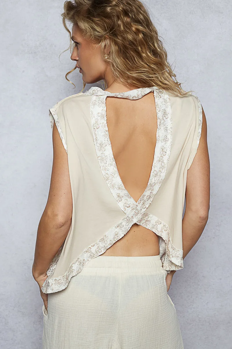 Round Neck Sleeveless Top with Floral Contrast, image 2
