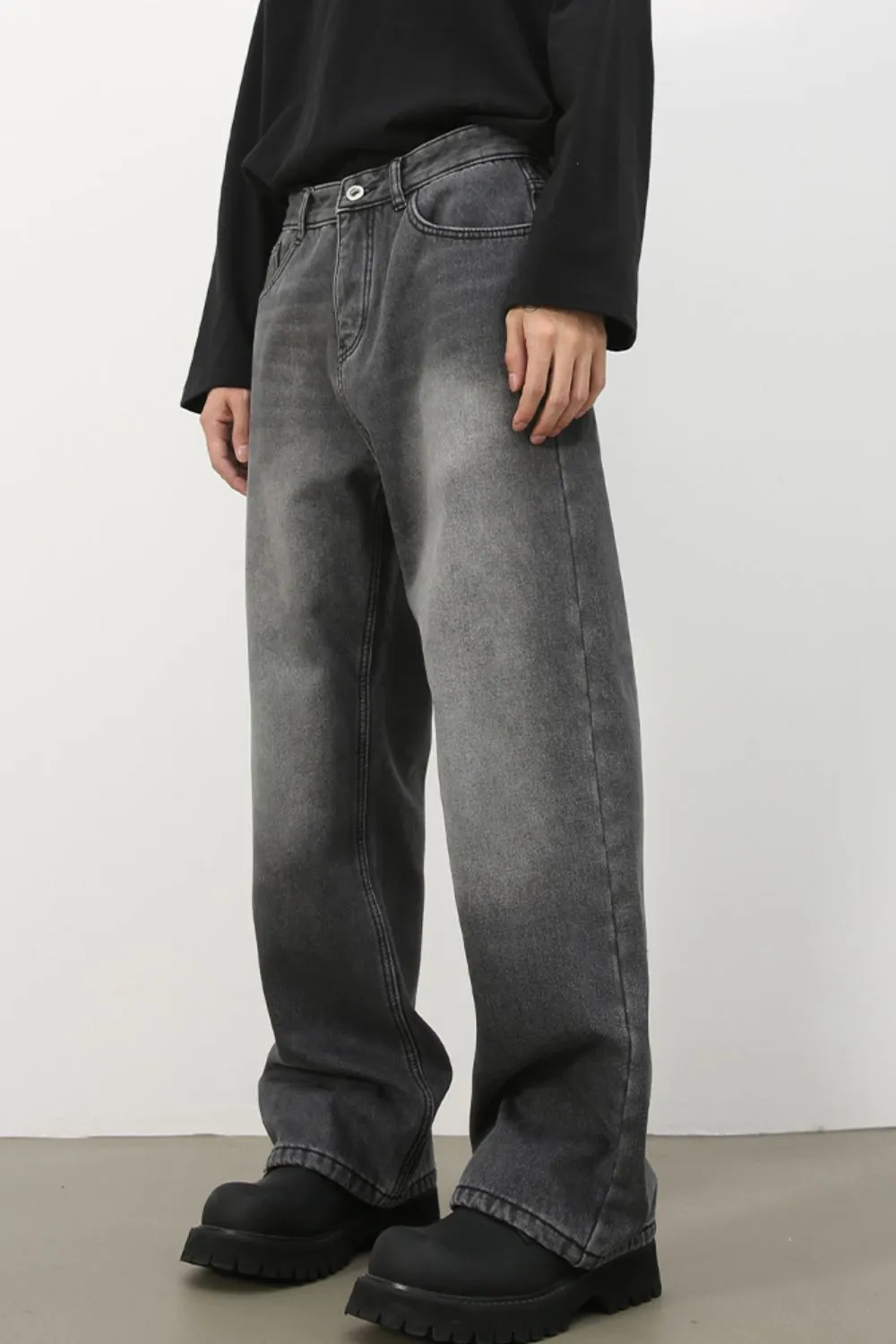 Men's Loose Fit Jeans with Pockets, image 4