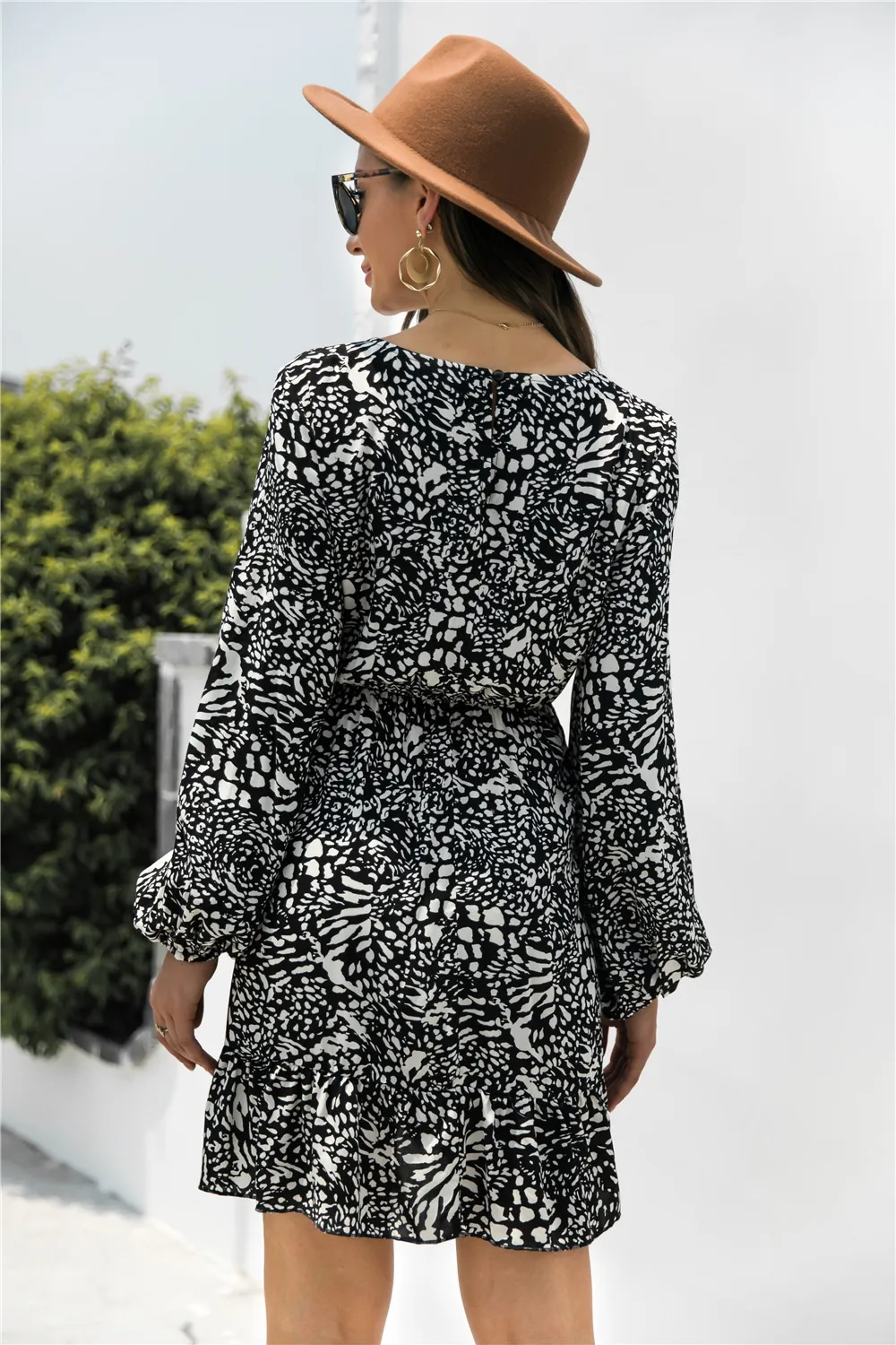 Animal Print Round Neck Balloon Sleeve Mini Dress, image 4