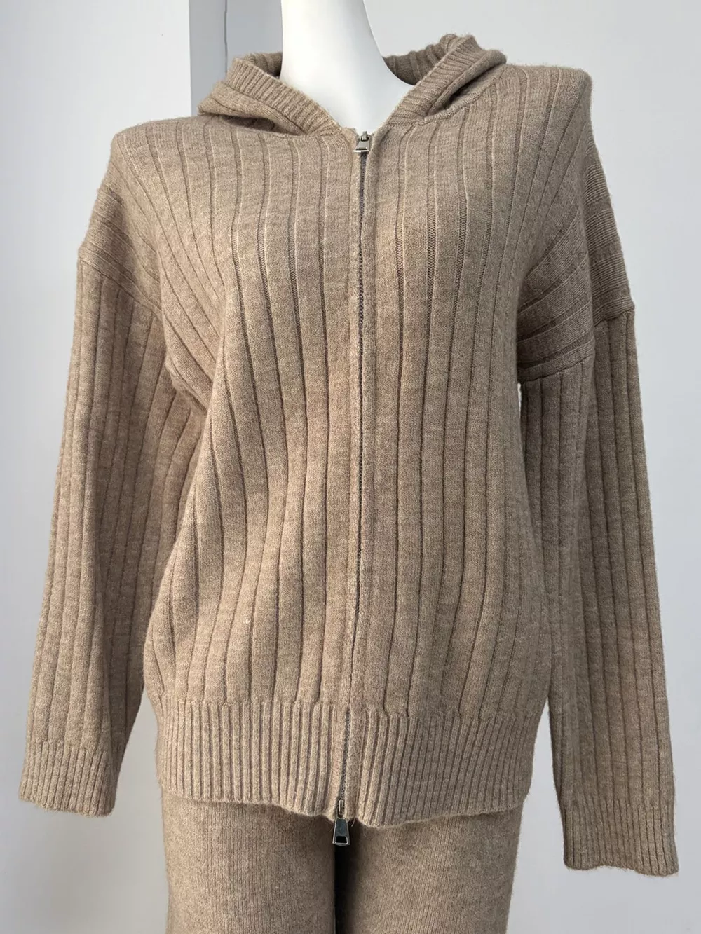 Cozy Ribbed Knit Zip-Up Hoodie and Wide-Leg Pants Sweater Set, image 4