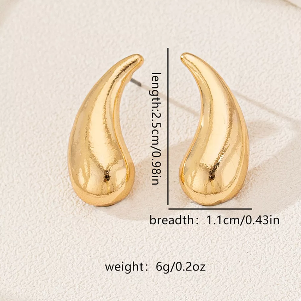 Curved Teardrop Stud Earrings, image 3