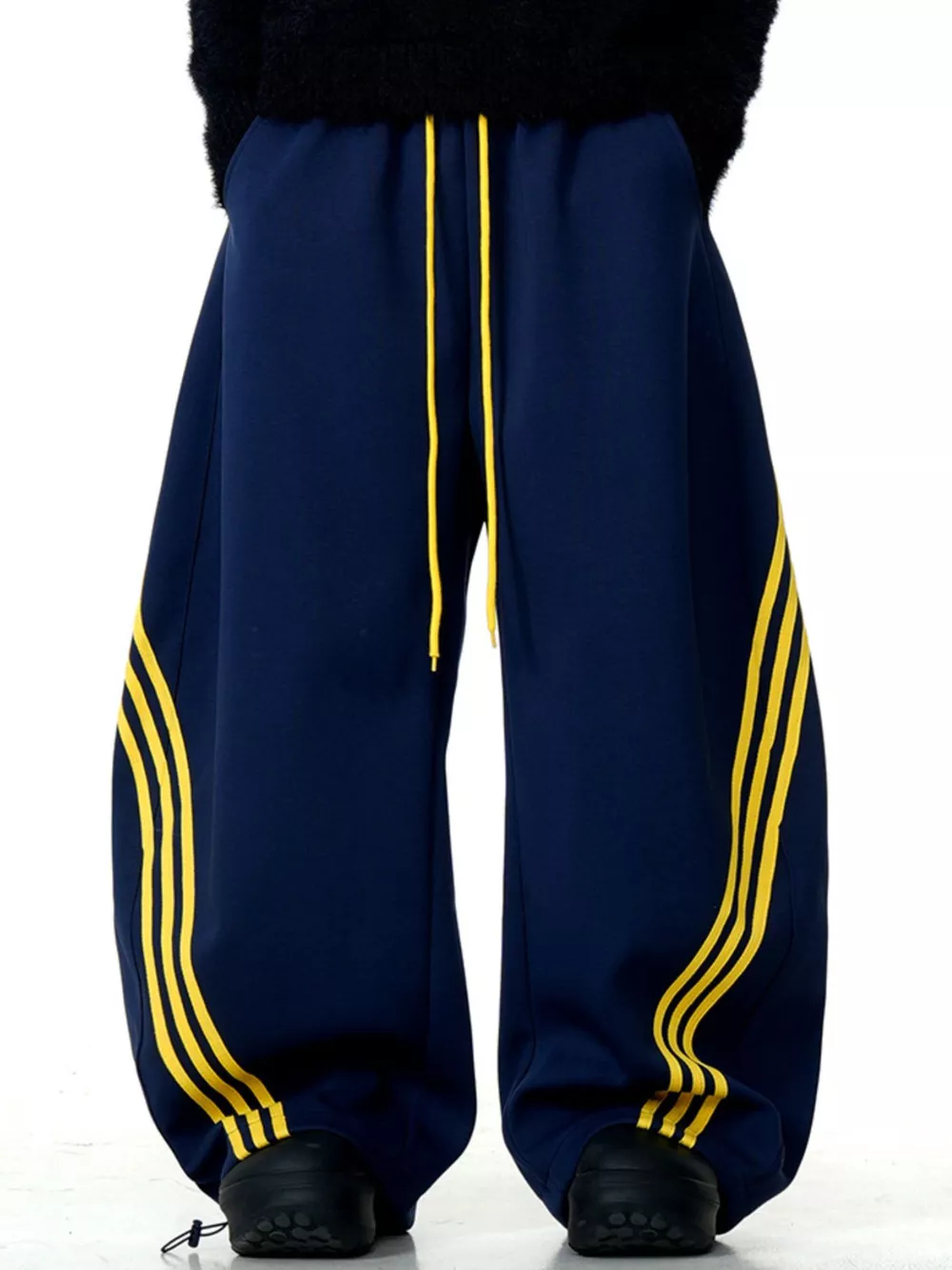 Men's Wide-Leg Striped Pants, image 2