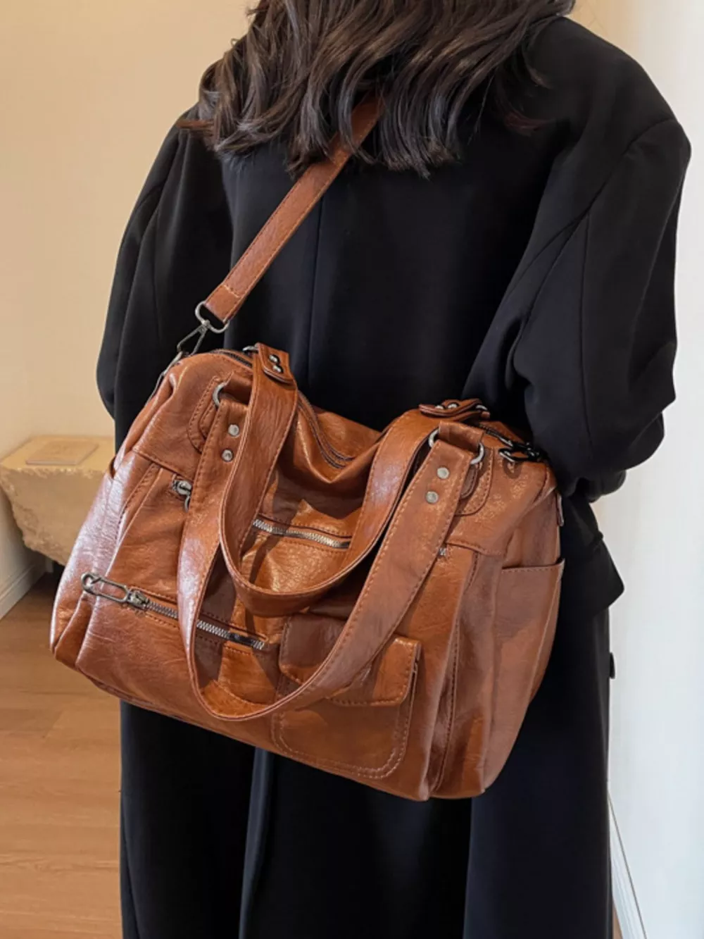Vintage Style Multi-Pocket Crossbody Bag, image 4