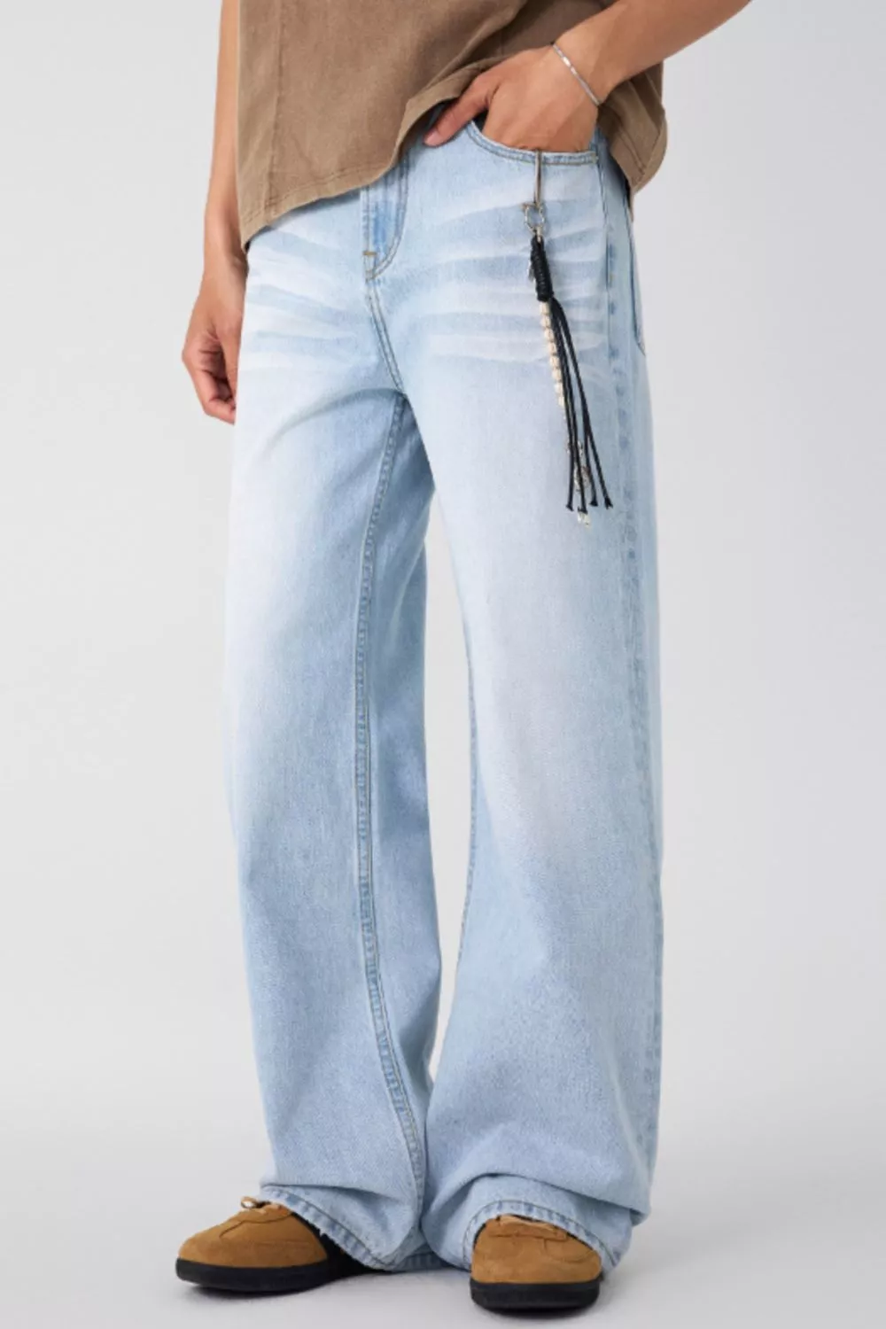 Men's Wide Leg Wash Jeans, image 2