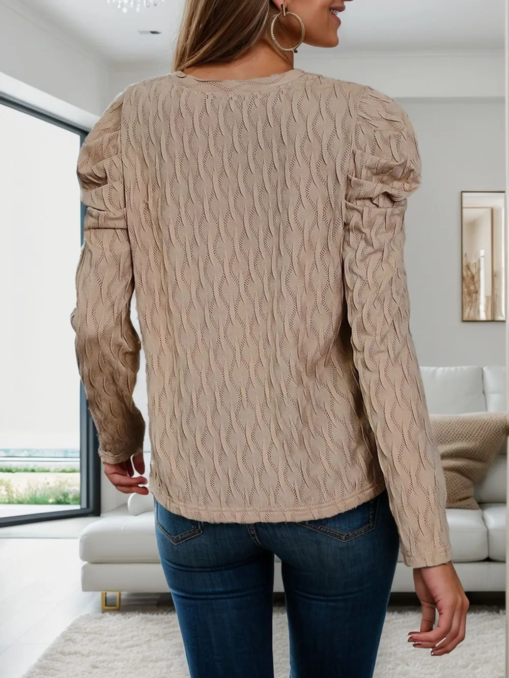 V-Neck Puff Sleeve Top, image 3