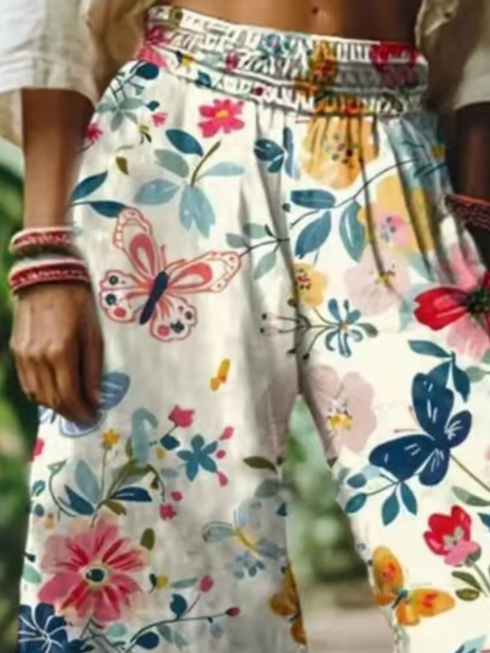 Full Size Floral Wide-Leg Pants Plus Size, image 2