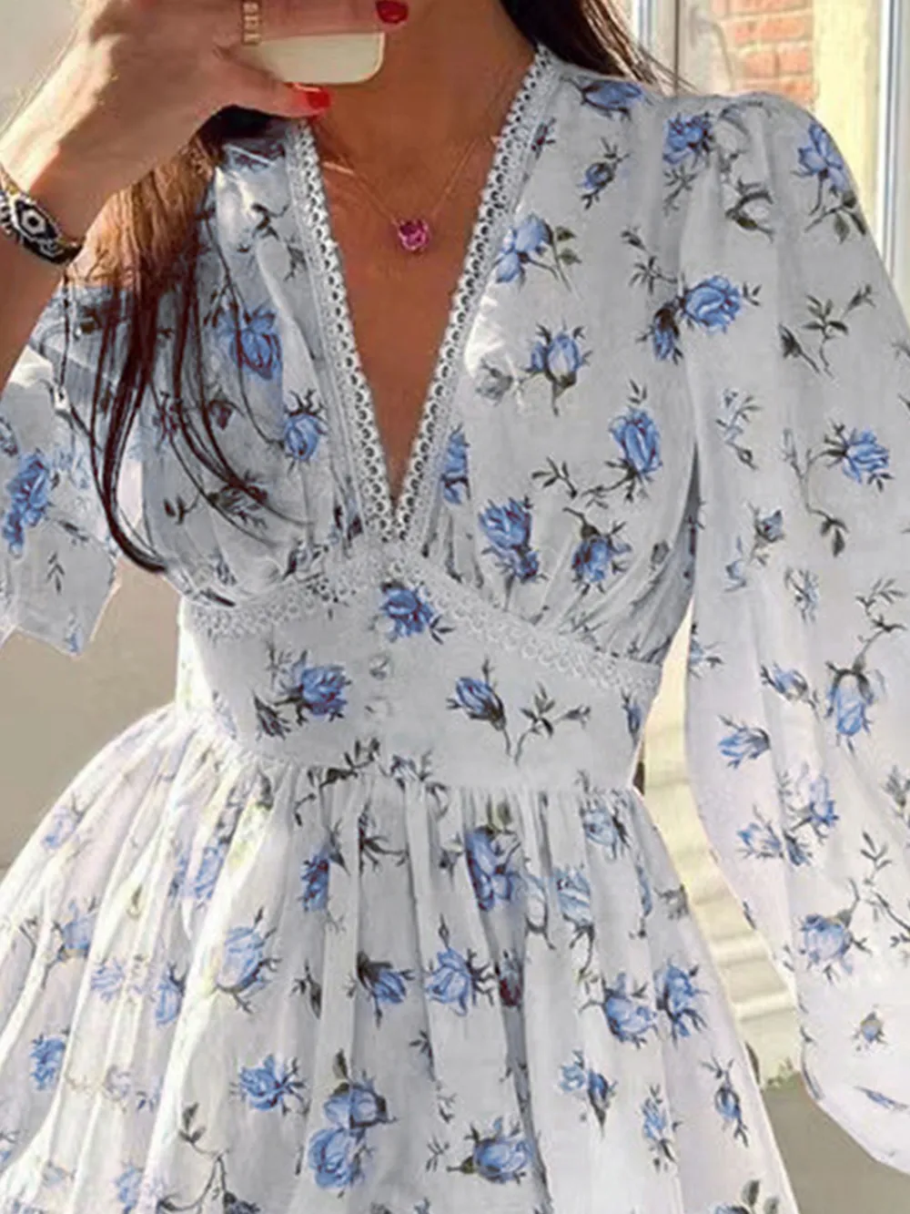 Lace Detail V-Neck Balloon Sleeve Dress, image 4