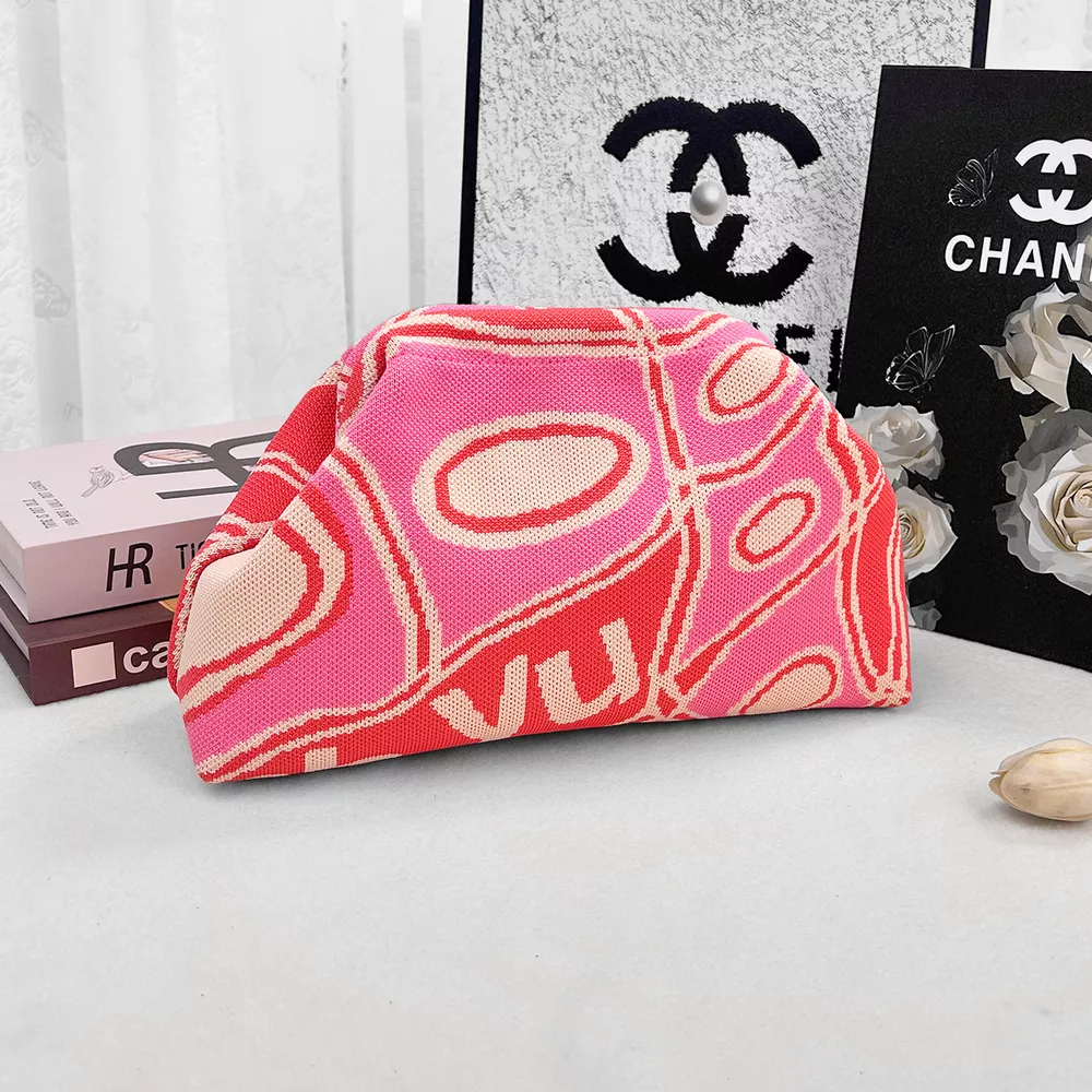 Abstract Pattern Clutch