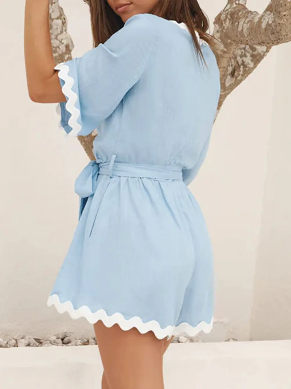 Contrast Trim Surplice Tie Waist Romper, image 2