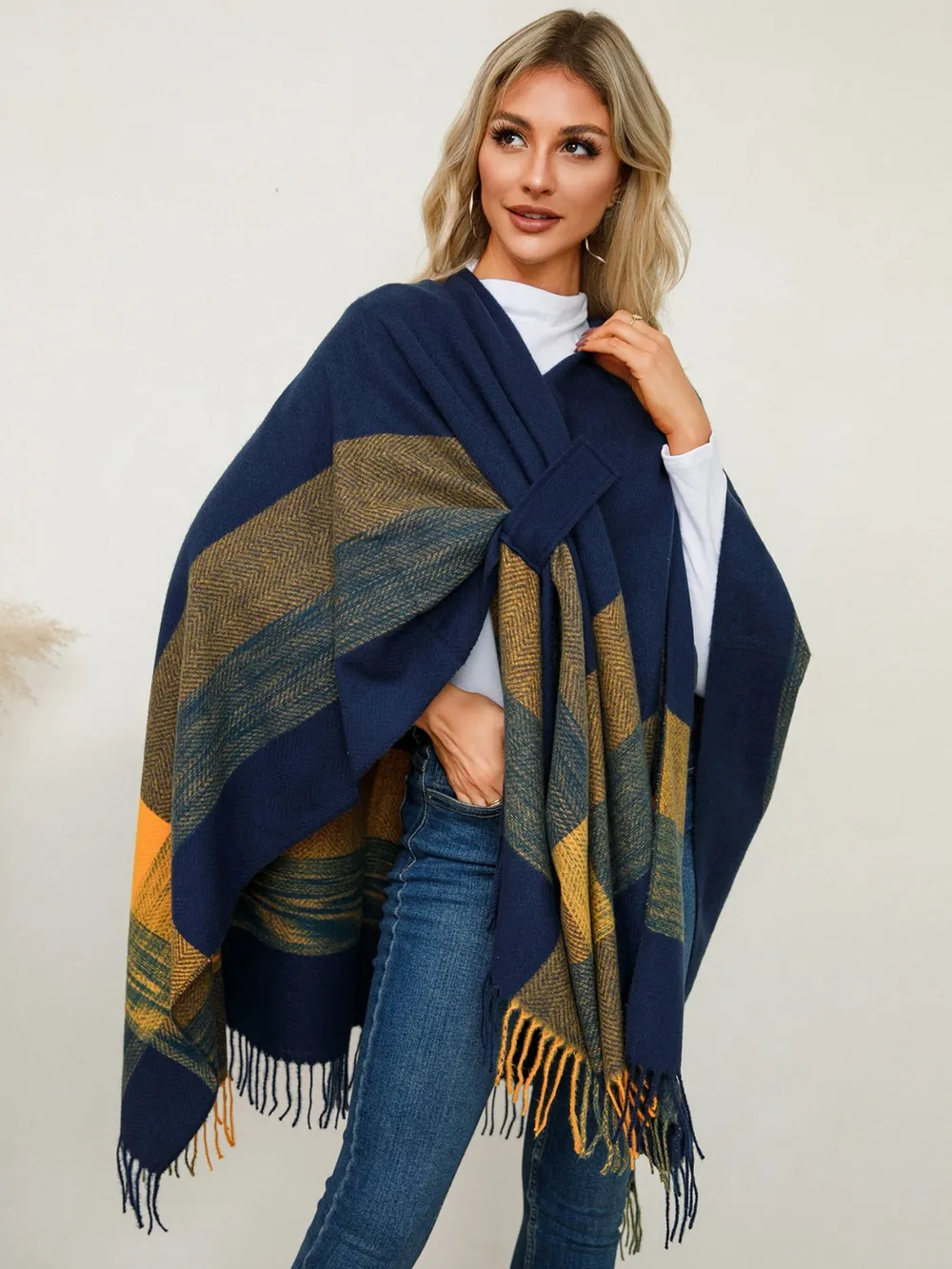 Fringe Contrast Plaid Poncho, image 13