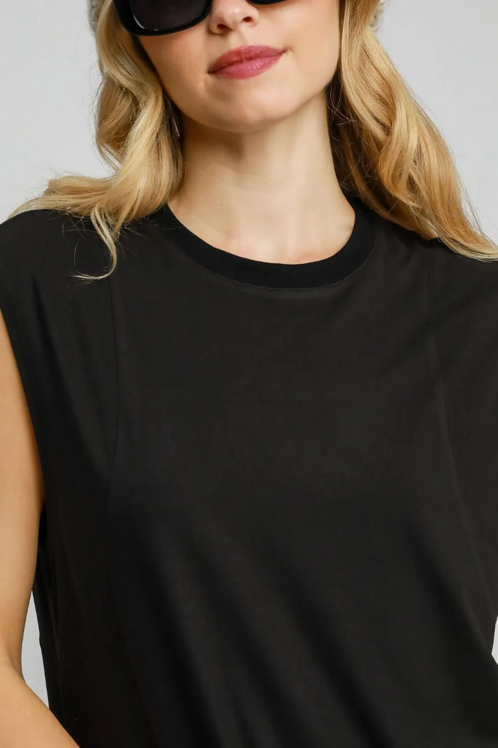 Round Neck Sleeveless High-Low Curved Hemline Mini Dress, image 5