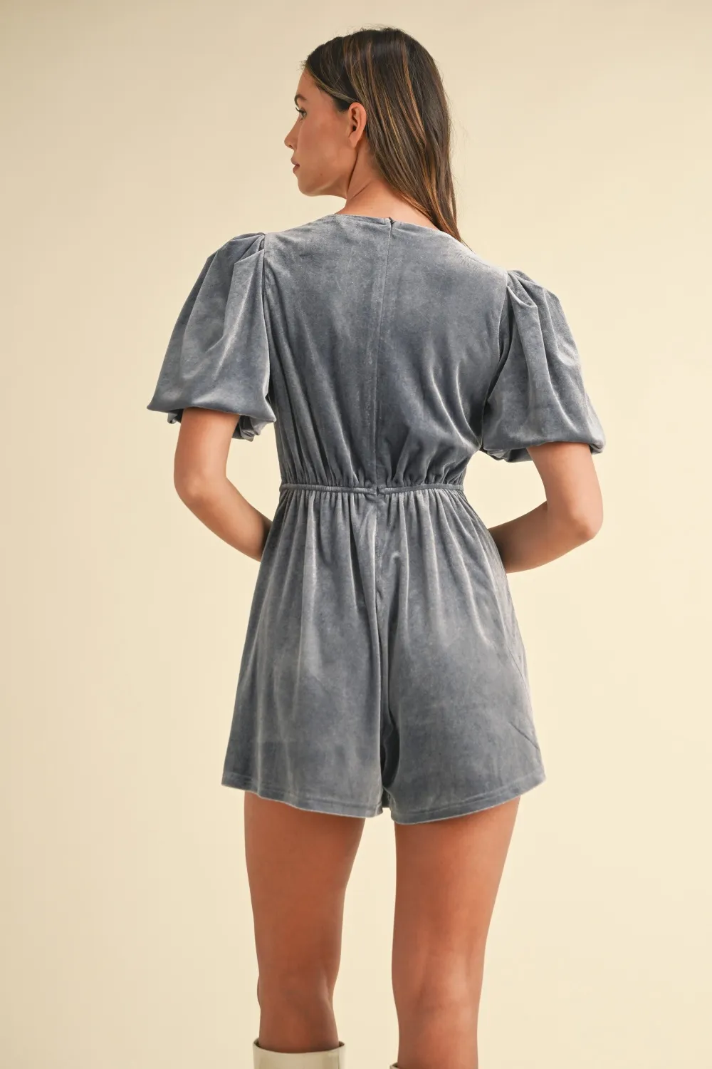 Jewel Bow Decor Puff Sleeve Velvet Romper, image 3