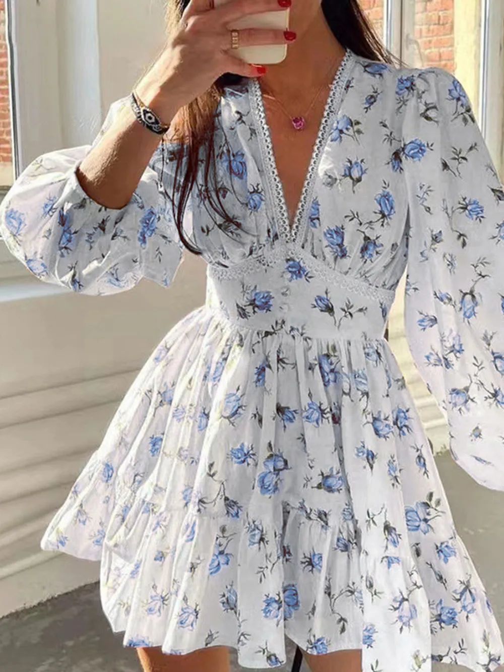 Lace Detail V-Neck Balloon Sleeve Dress, image 5