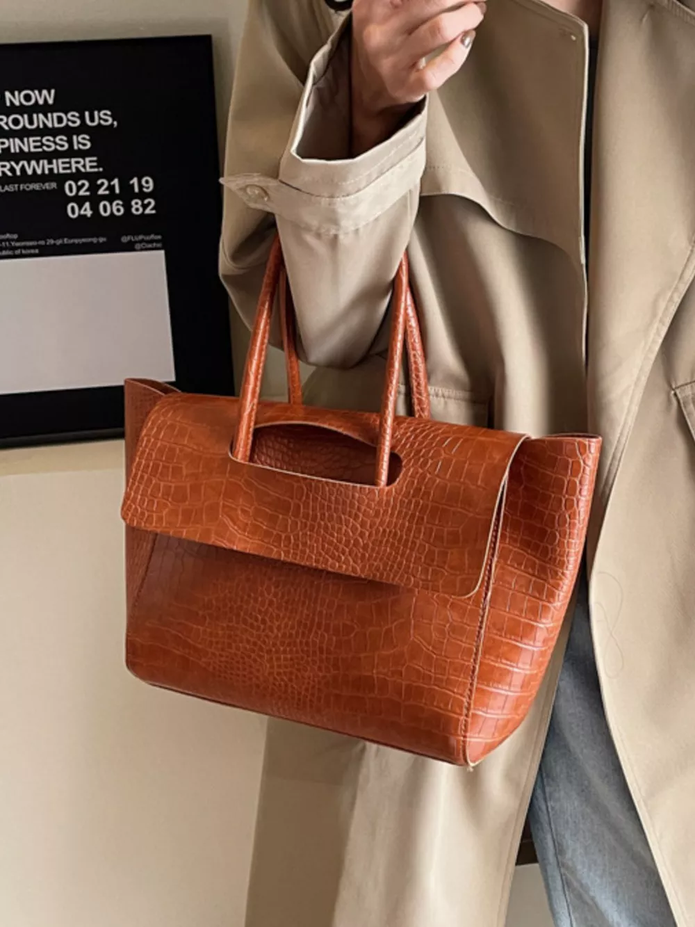 Crocodile-Embossed Shoulder Bag, image 2
