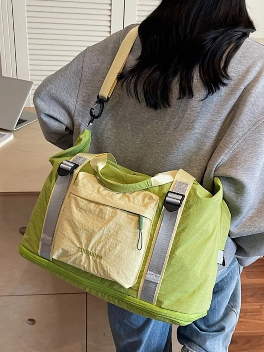Lightweight Travel Duffel Bag with Shoulder Strap, image 7