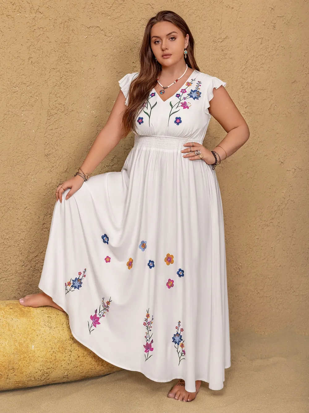 Plus Size Embroidered Floral V-Neck Cap Sleeve Maxi Dress, image 4
