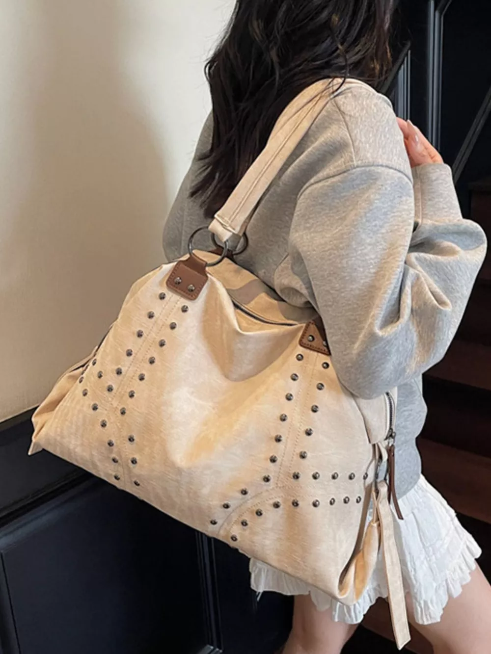 Studded Vintage-Style Handbag, image 3