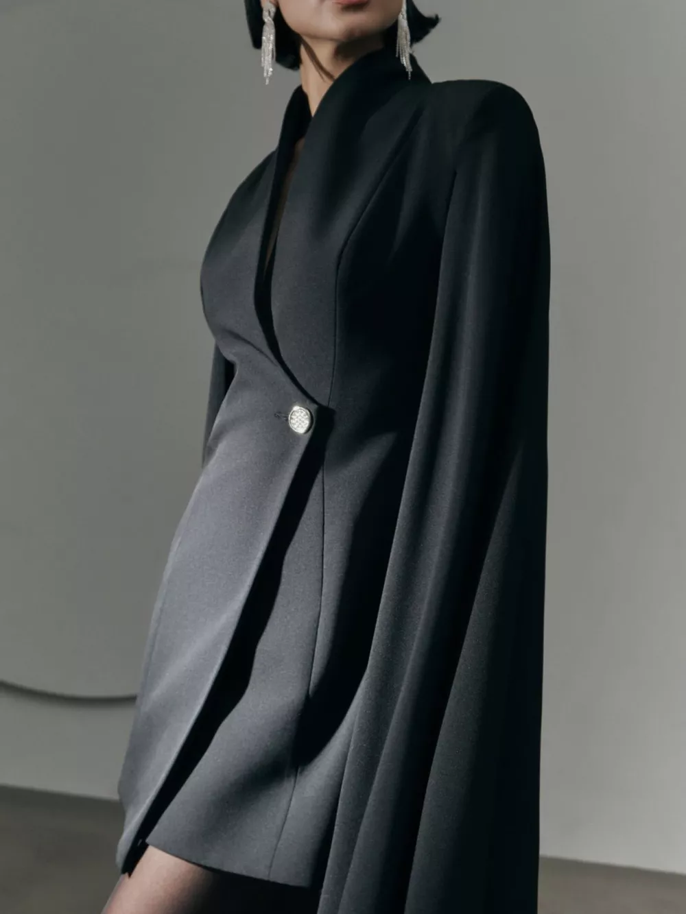 One Button Fitted Mini Blazer Dress with Cape Sleeves, image 4