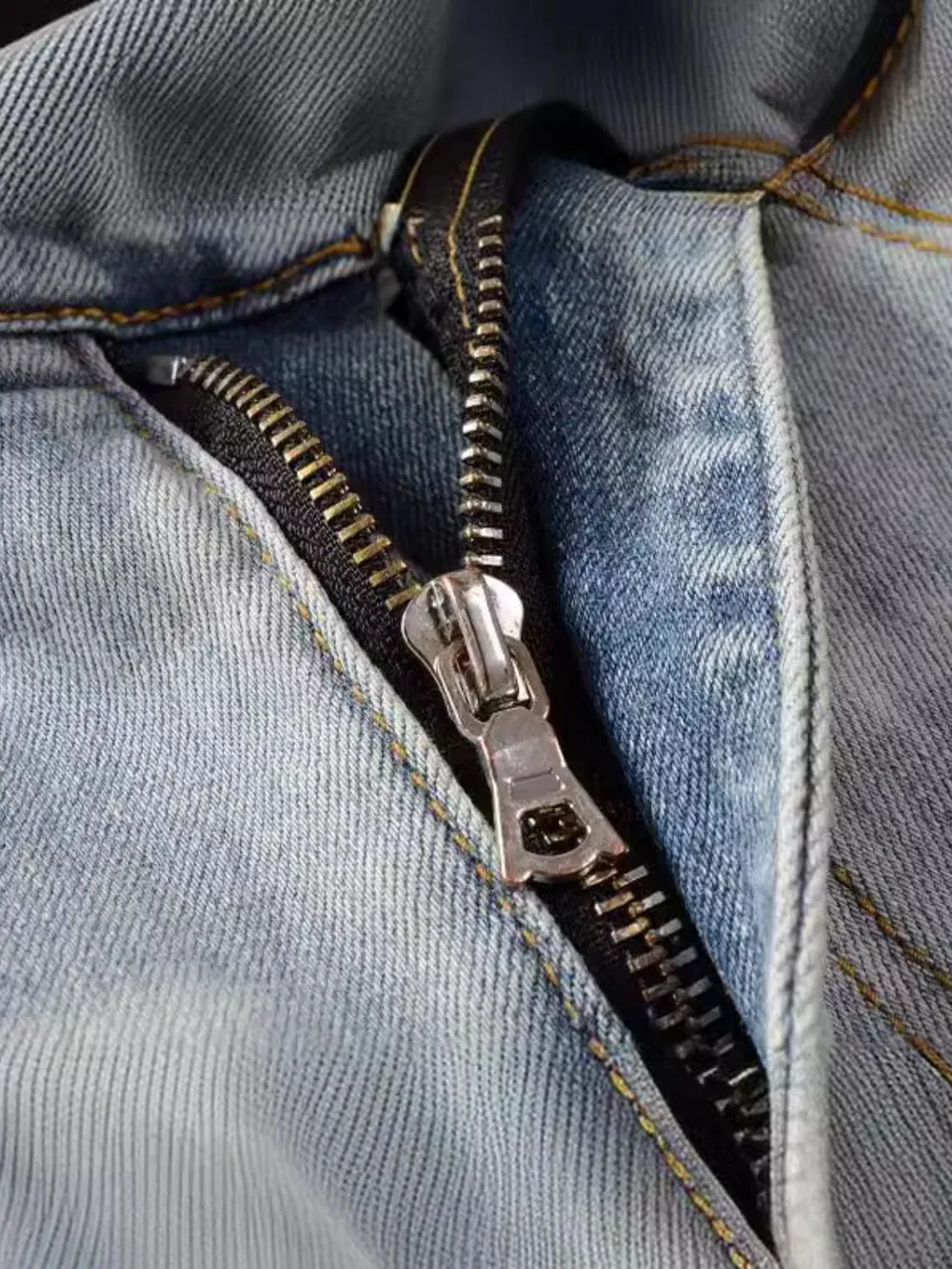 Men's Distressed Jeans with Pockets, image 5
